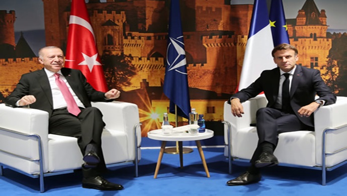 Cumhurbaşkanı Erdoğan, Fransa Cumhurbaşkanı Macron ile görüştü