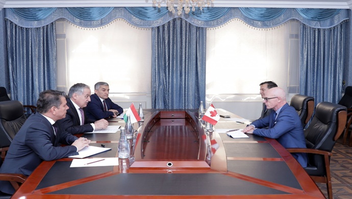 Meeting of the Minister of Foreign Affairs with the Canada’s Special Representative for Afghanistan