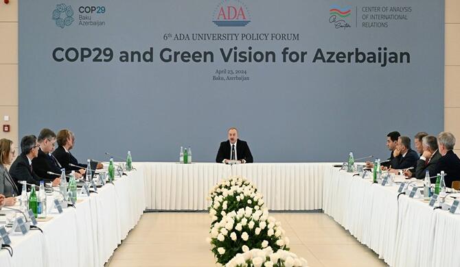 İlham Əliyev ADA Universitetində “COP29 və Azərbaycan üçün Yaşıl Baxış” mövzusunda keçirilən beynəlxalq forumda iştirak edib