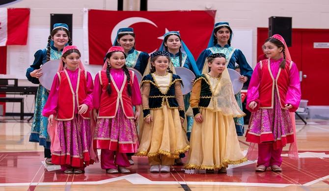 Kalqaridəki Azərbaycan icması 23 Aprel – Türkiyənin Milli Suverenlik və Uşaq Bayramında iştirak edib