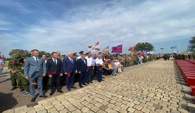 Birleşik Rusya’nın yardımıyla Stalingrad savunucularının kalıntıları Volgograd bölgesinde yeniden gömüldü