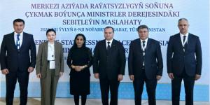 Tacikistan heyetinin Aşkabat’ta düzenlenen Orta Asya Ülkeleri Bakanları Konferansına katılımı