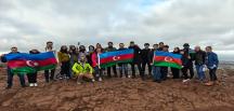 Şotlandiyanın “Arthur’s Seat” zirvəsində Azərbaycan bayrağı dalğalandırılıb