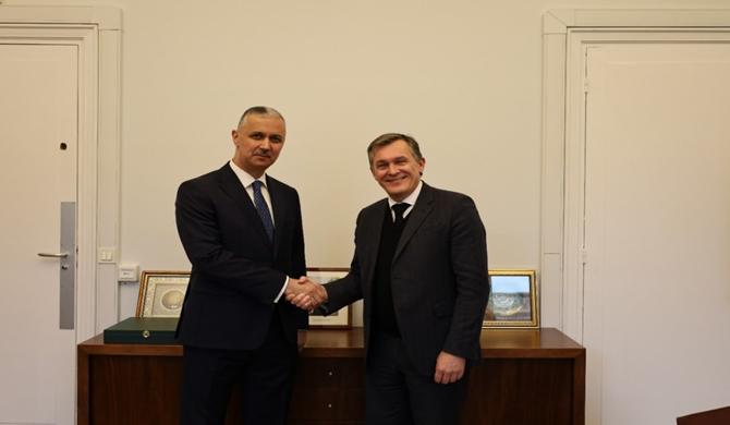 Political Consultations between Tajikistan and France